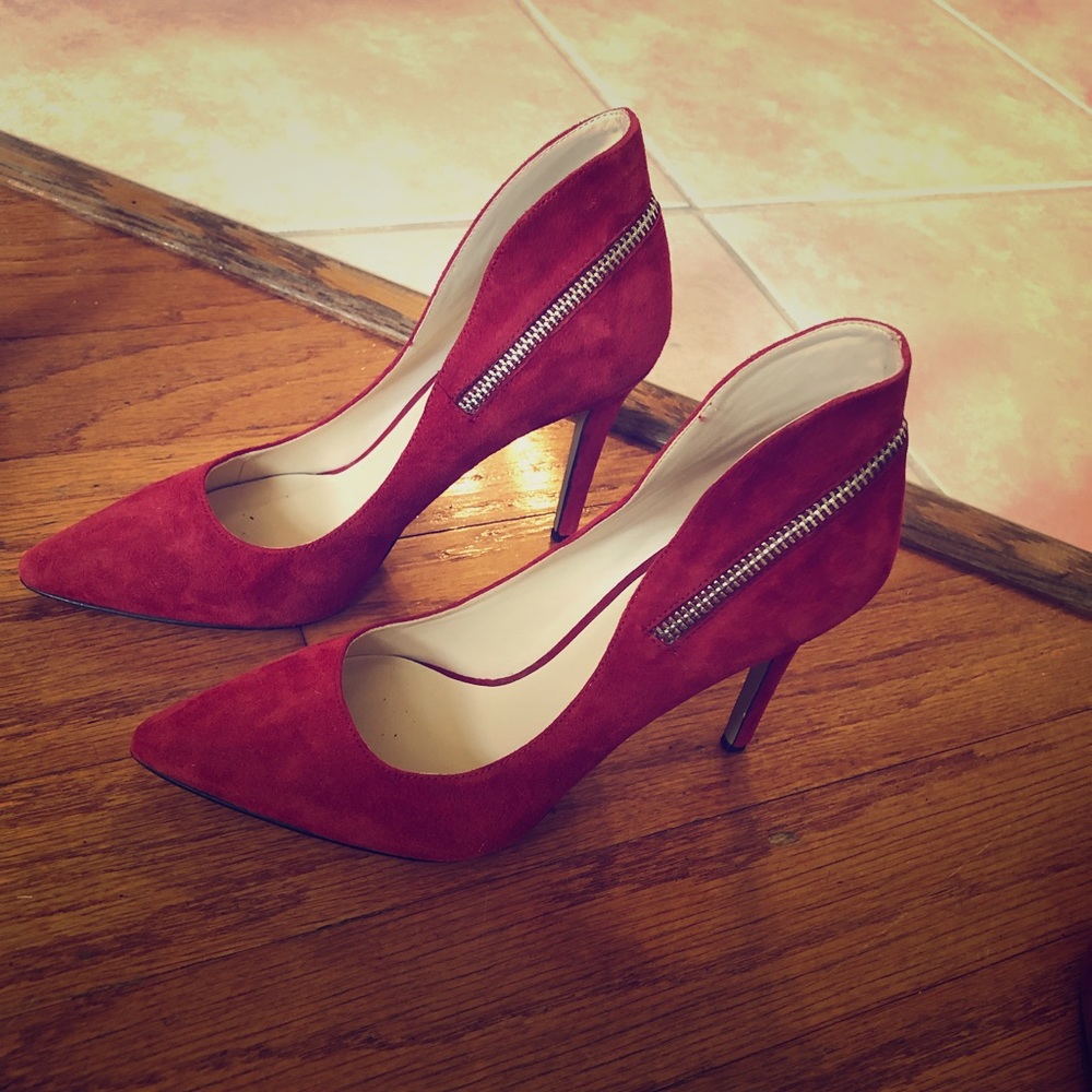 Never worn
